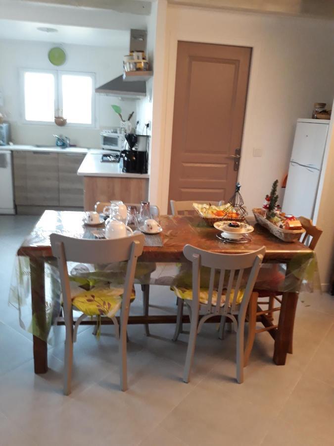 Bed and Breakfast Aux Cadollines Romenay Exterior foto