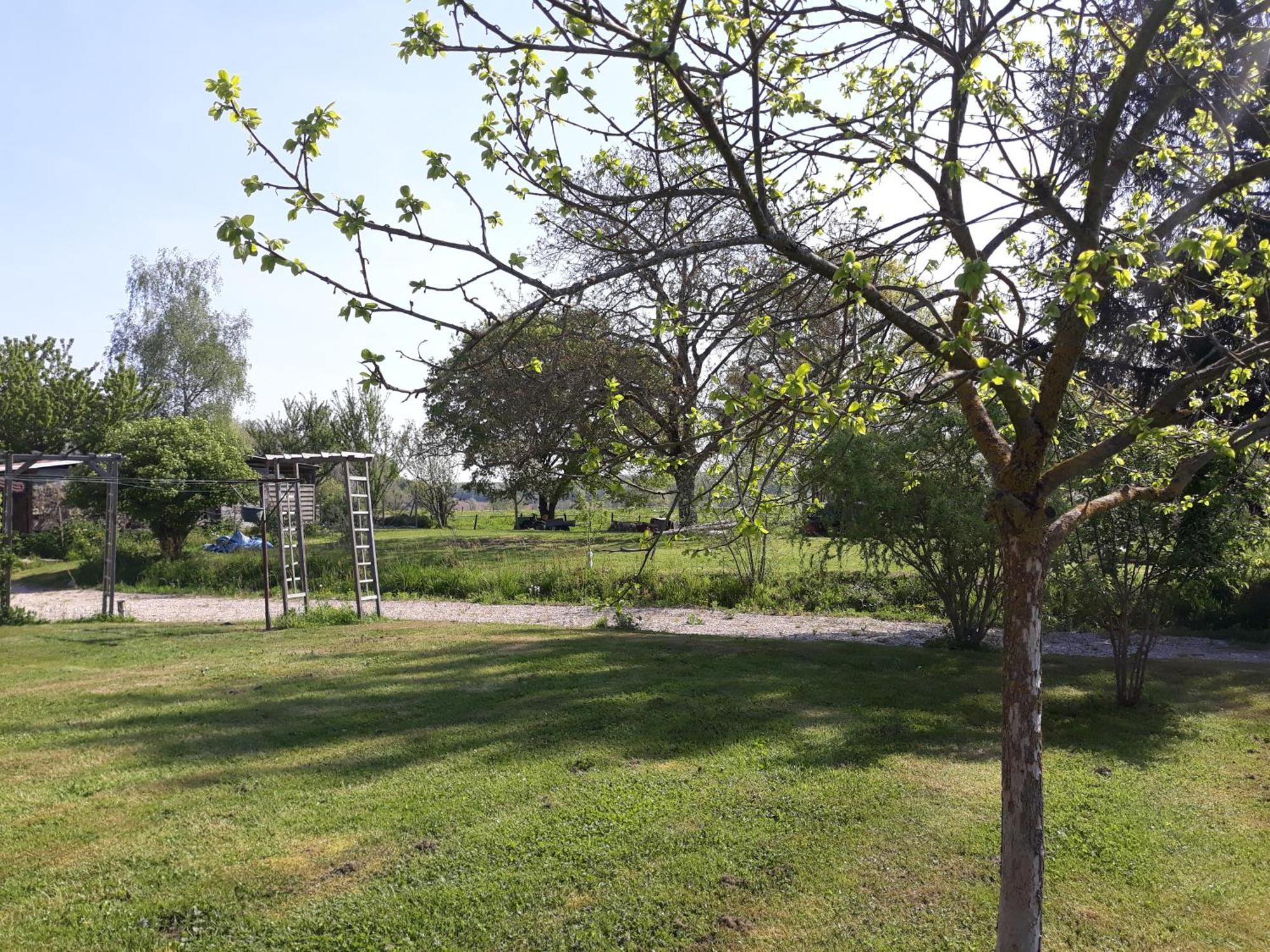 Bed and Breakfast Aux Cadollines Romenay Exterior foto