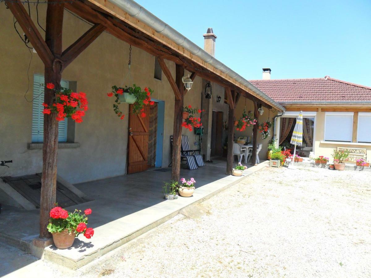 Bed and Breakfast Aux Cadollines Romenay Exterior foto