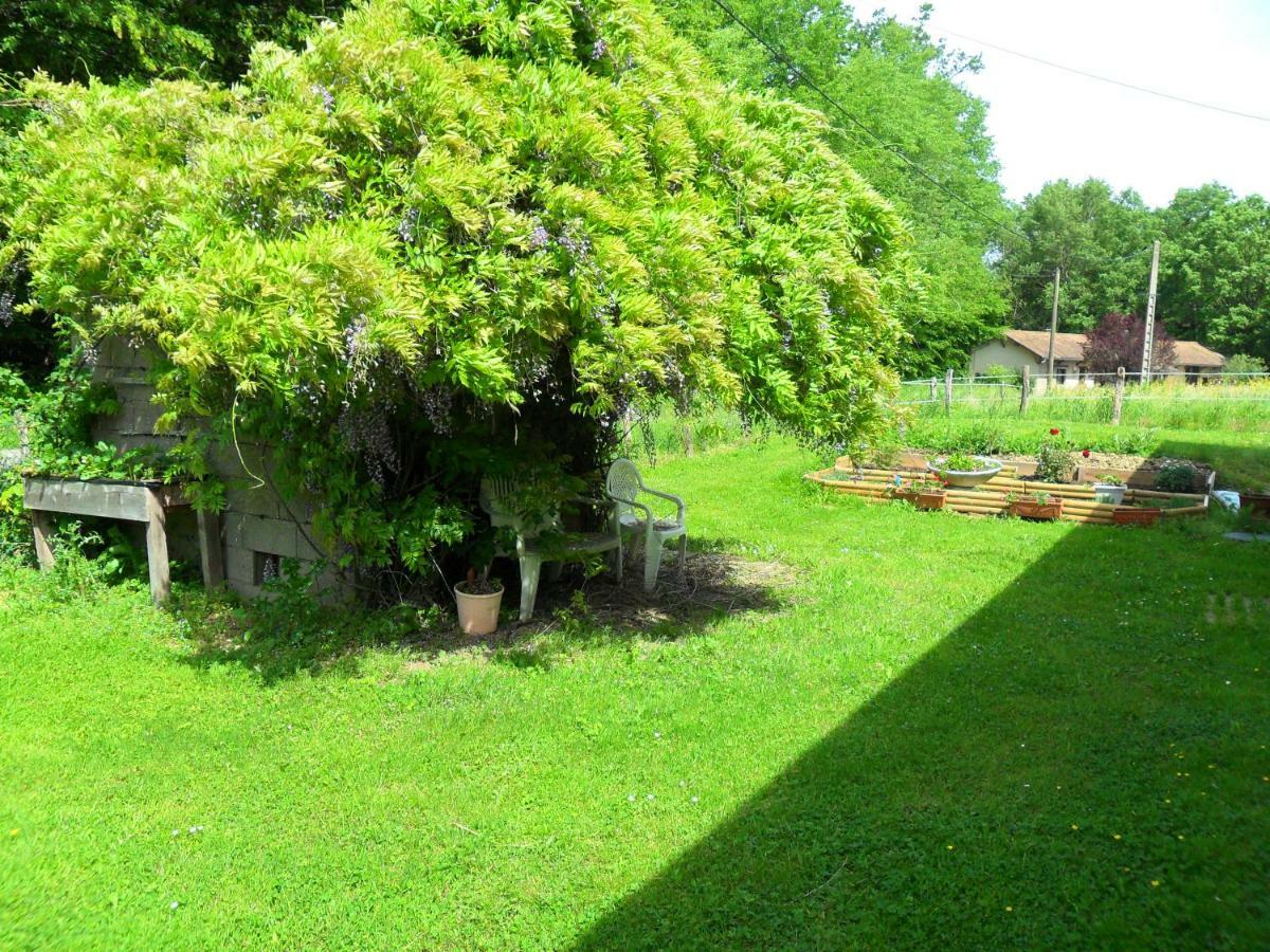 Bed and Breakfast Aux Cadollines Romenay Exterior foto
